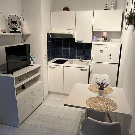Apartments Despotovic Vis Eksteriør bilde