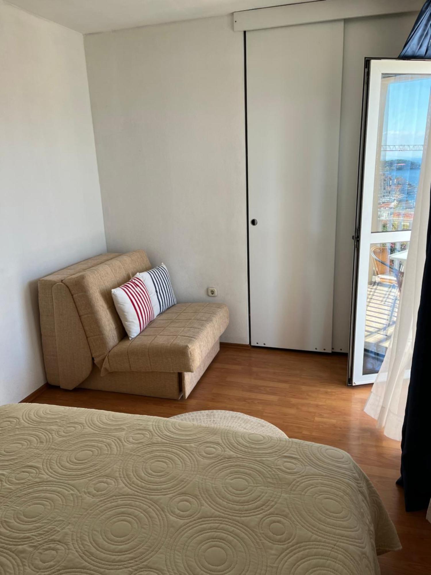 Apartments Despotovic Vis Rom bilde